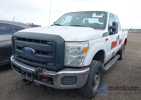 2015 Ford F-250 Xl z USA, uszkodzony, nr VIN 1FT7X2B63FEC90964